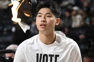 付政浩:崔永熙不具备NBA级别的天赋 但我佩服他的勇气和行动力