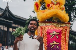  小吧现场直击😊蒙克中国行day1🎬品茶 练习咏春 感受舞狮文化